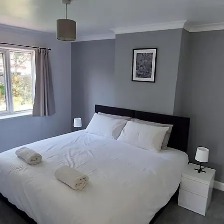 Spacious 3 Bed House, Wolverhampton Exterior photo