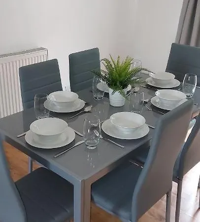 Spacious 3 Bed House, Wolverhampton Exterior photo